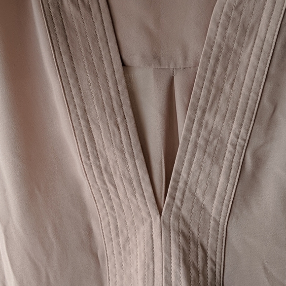 2/$20 Forever 21 long sleeve v neck blouse - Picture 3 of 4